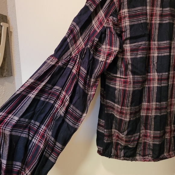 Shirt - Picture 5 of 5